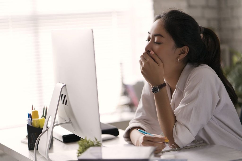 Person experiencing daytime sleepiness associated with a sleep disorder